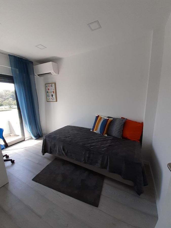 Lisbon Tagus River 2 Suites Private Pool D Almada Extérieur photo