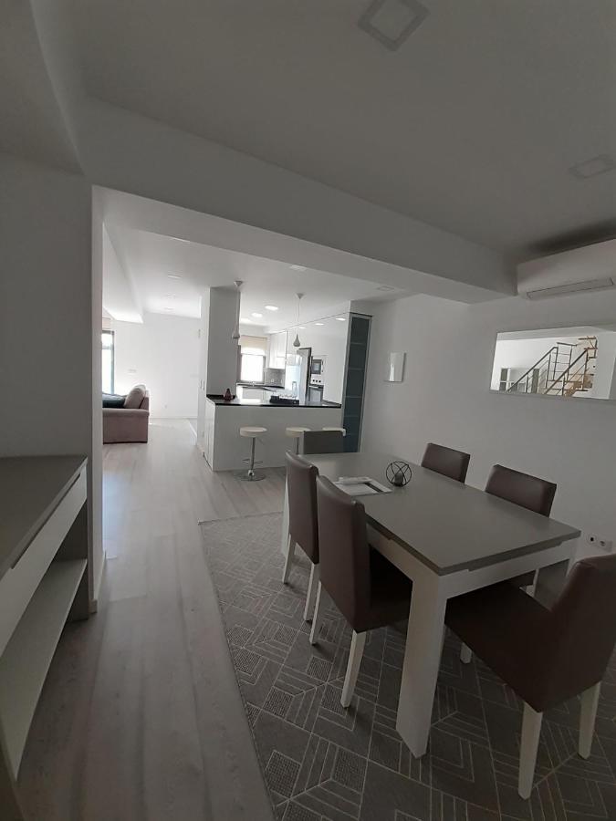 Lisbon Tagus River 2 Suites Private Pool D Almada Extérieur photo