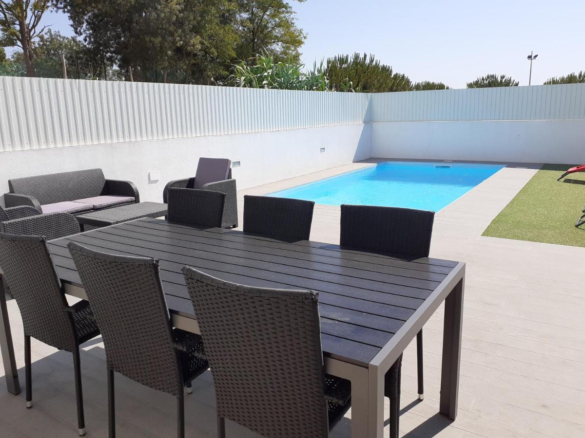 Lisbon Tagus River 2 Suites Private Pool D Almada Extérieur photo
