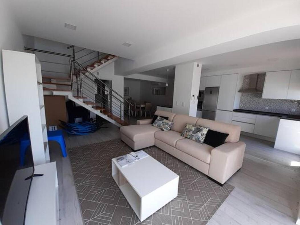 Lisbon Tagus River 2 Suites Private Pool D Almada Extérieur photo